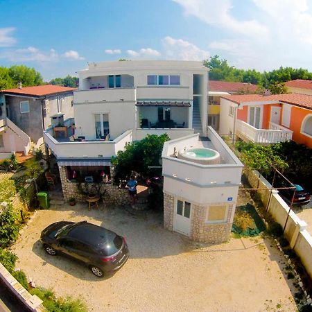 Apartments Kovac Вир Екстер'єр фото