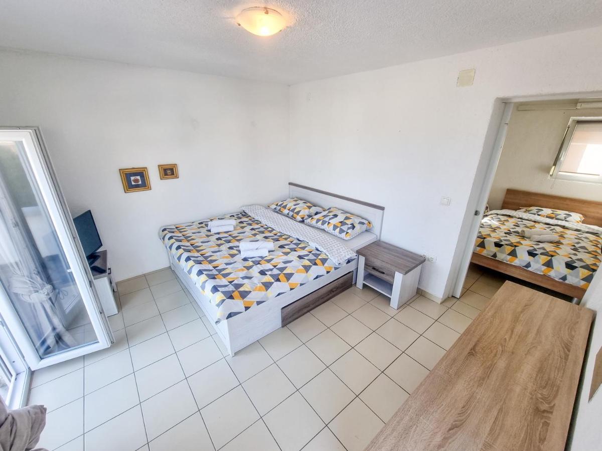 Apartments Kovac Вир Екстер'єр фото