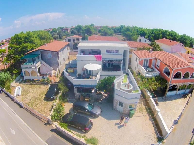Apartments Kovac Вир Екстер'єр фото